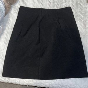Black Mini Minimalist’s Skirt